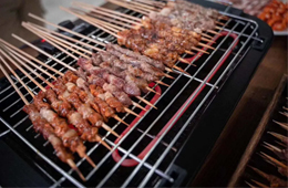  燒烤店復(fù)工，豪橫顧客一單外賣(mài)點(diǎn)1200！在家擼串的春天到了嗎？